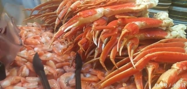 海鲜自助餐|在泰国吃海鲜自助, 生蚝帝王蟹想吃多少吃多少, 结账时懵了!