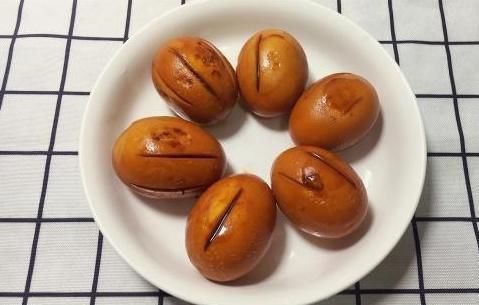  吃起来|正宗的卤鸡蛋做法，味美有嚼劲，特别好吃，做法一看就会