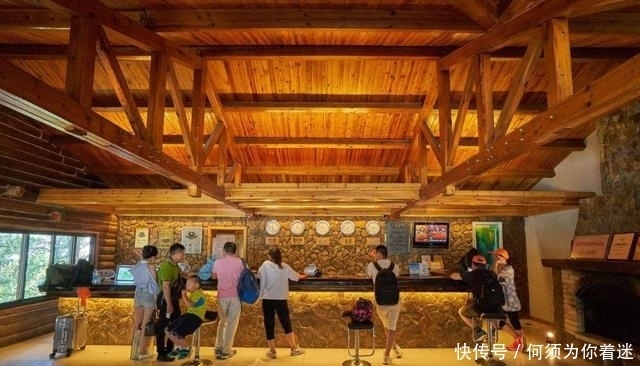 酒店|为什么酒店的前台服务员都是漂亮女孩子? 工资不高还抢着去干