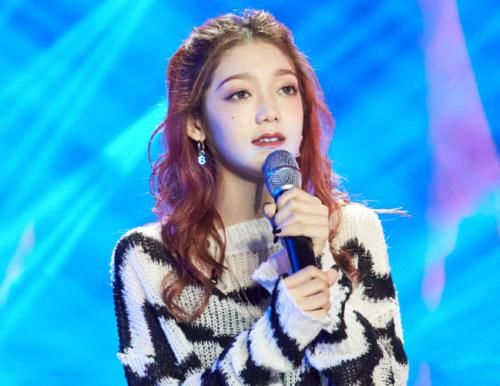  超话|秀人超话排名：蔡徐坤断层，火箭少女集体没落，李汶翰挺意外