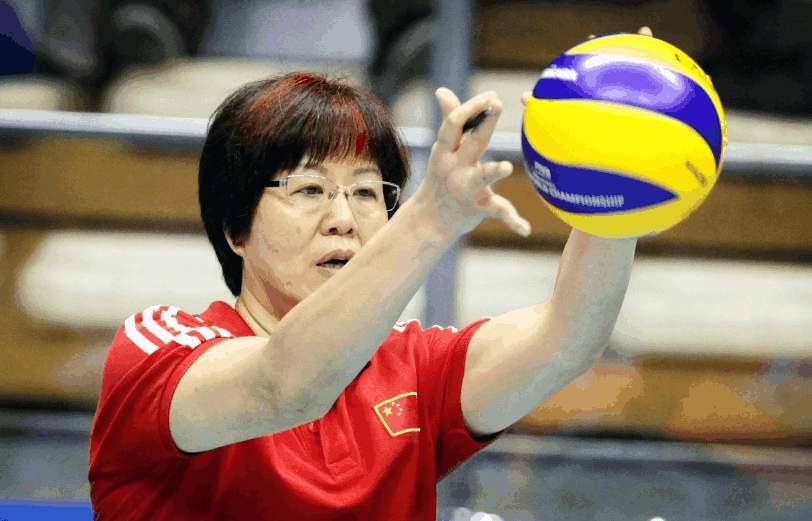 郎母|「夺冠」没拍的郎平，心里都是委屈