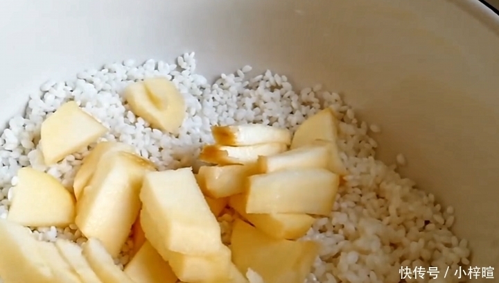 好吃|大米和它一起蒸，多给孩子吃，增强免疫力还补钙，蓬松暄软特好吃