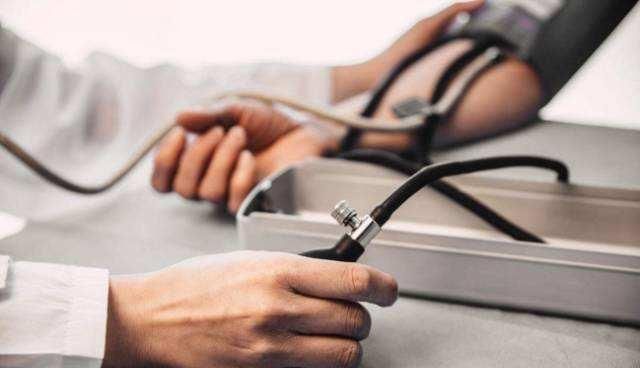  改善|蹲久了站起来头晕、眼前发黑？可能是低血压，这么做来改善