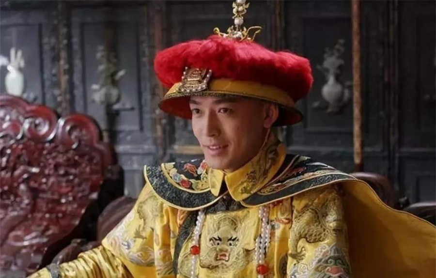 覆灭|清朝覆灭后，幸存的太医说出一个慈禧的秘密，揭露皇室丑闻！