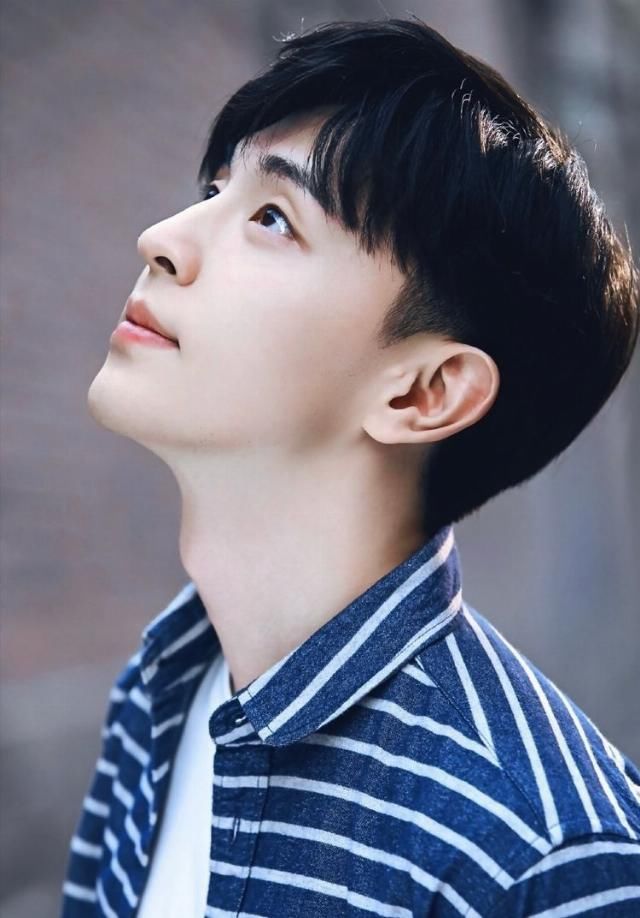  脱粉|邓伦近两年从实力演员变成综艺咖？粉丝发长文吐槽并表示脱粉了