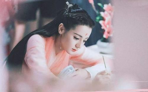  看好|金鹰节投票即将开启，肖战王一博有望角逐最佳男主，热巴人气高