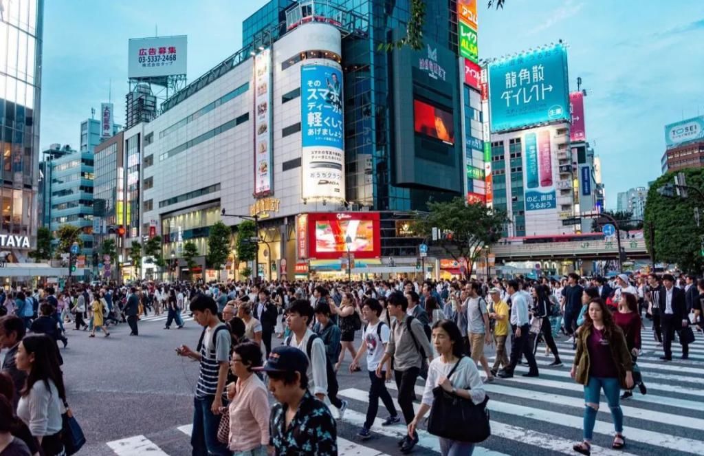  杭漂|安徽杭漂女孩的“二十不惑”｜做库管、摆地摊，探探上结识丈夫