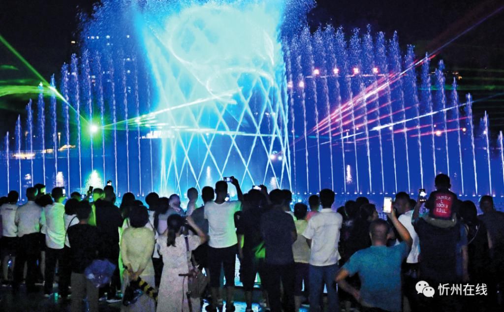  越来越|忻州：今年夏天最美夜景！遗山公园惊艳亮相！忻州越来越好！
