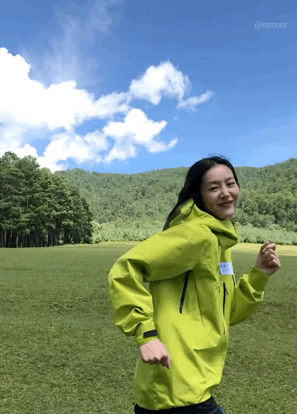  刘雯私服|周迅刘雯变综艺咖 我却种草了她们的“佛系”穿搭