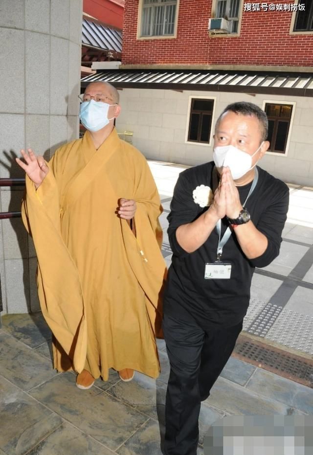  曾志伟|曾志伟大屿山送别亡妻，梅艳芳也曾在此地安息火化