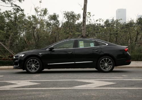 级车|别克铁心叫板大众，28万一口气降至22万，帕萨特根本睡不着觉