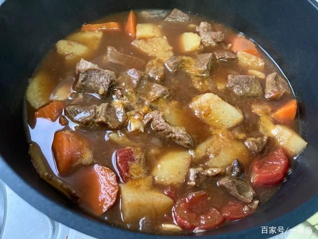 营养|秋天遇到这肉别手软,营养极高,炖一锅好吃到汤汁都不剩,太香了