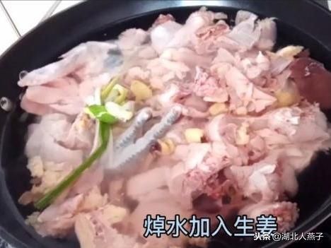 入味|土豆烧鸡如何更入味好吃？只需多一个步骤就行，土豆烧鸡家常做法