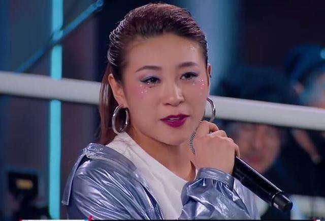  毛巾|她是《这就是街舞3》钟汉良最期待的选手，现场都想直接给毛巾了