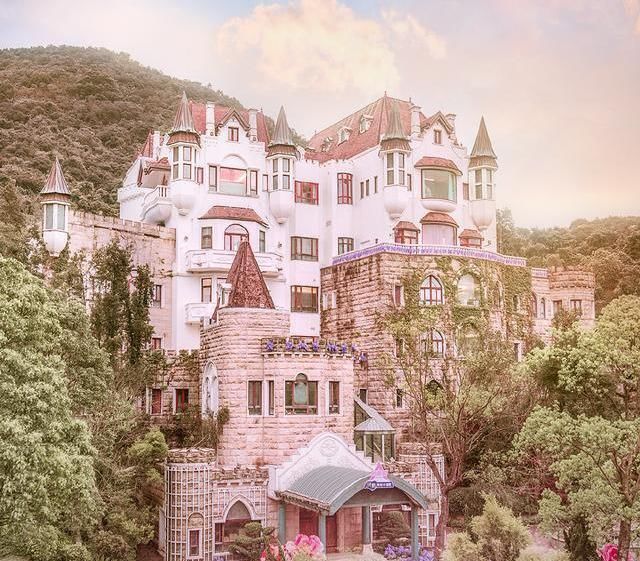 新造型|毛不易终于摆脱“肥宅脸”?新造型惊艳全场!唱作穿搭样样精通