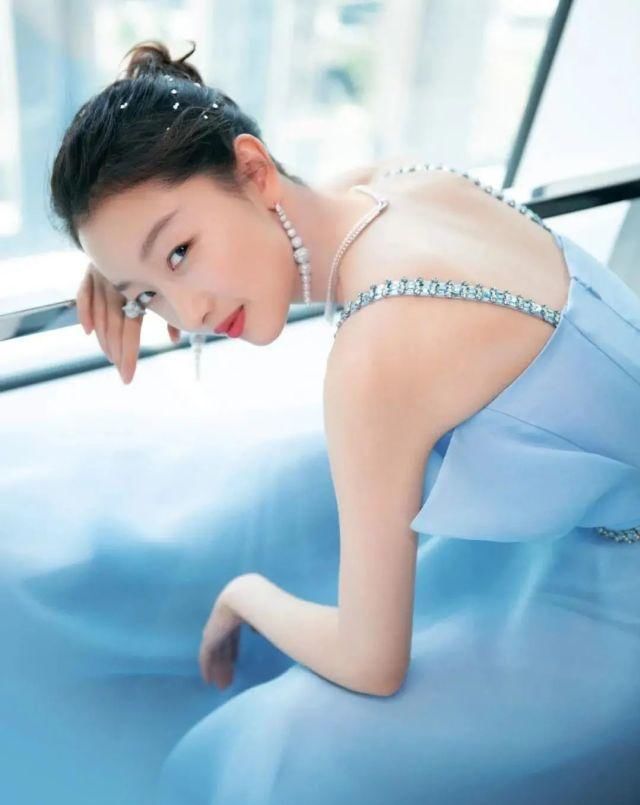  好久不见|【鹅厂星品大赏】好久不见爱豆们扎堆走红毯了