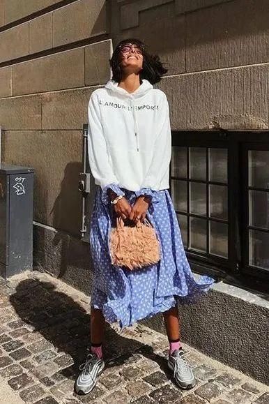  经典|是时候穿卫衣了，2020秋冬最时髦打开方式，好看爆了