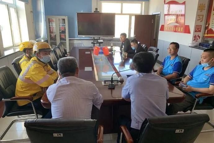 交通违法行|七进宣传 | 共建文明城 同行文明路——大庆交警约谈外卖企业