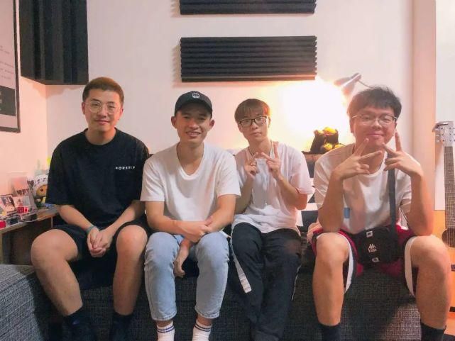  首秀|《中国新说唱》厂牌公演首秀超燃！各位学生哥点先可以好似佢哋咁有型？