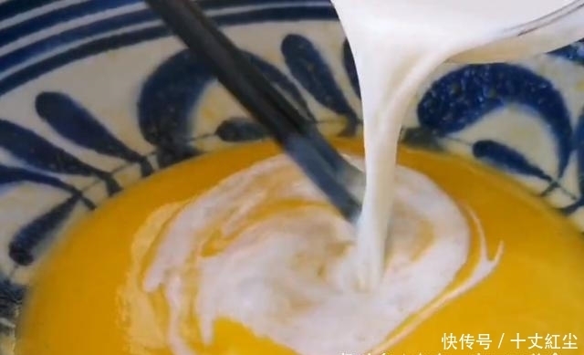 新手|孩子想吃蛋糕不用买,不用烤箱,不用打蛋器,新手也能一次成功