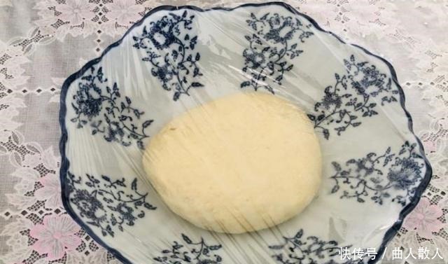 面团|一碗面粉一个鸡蛋,教你在家做麻花,外酥里香