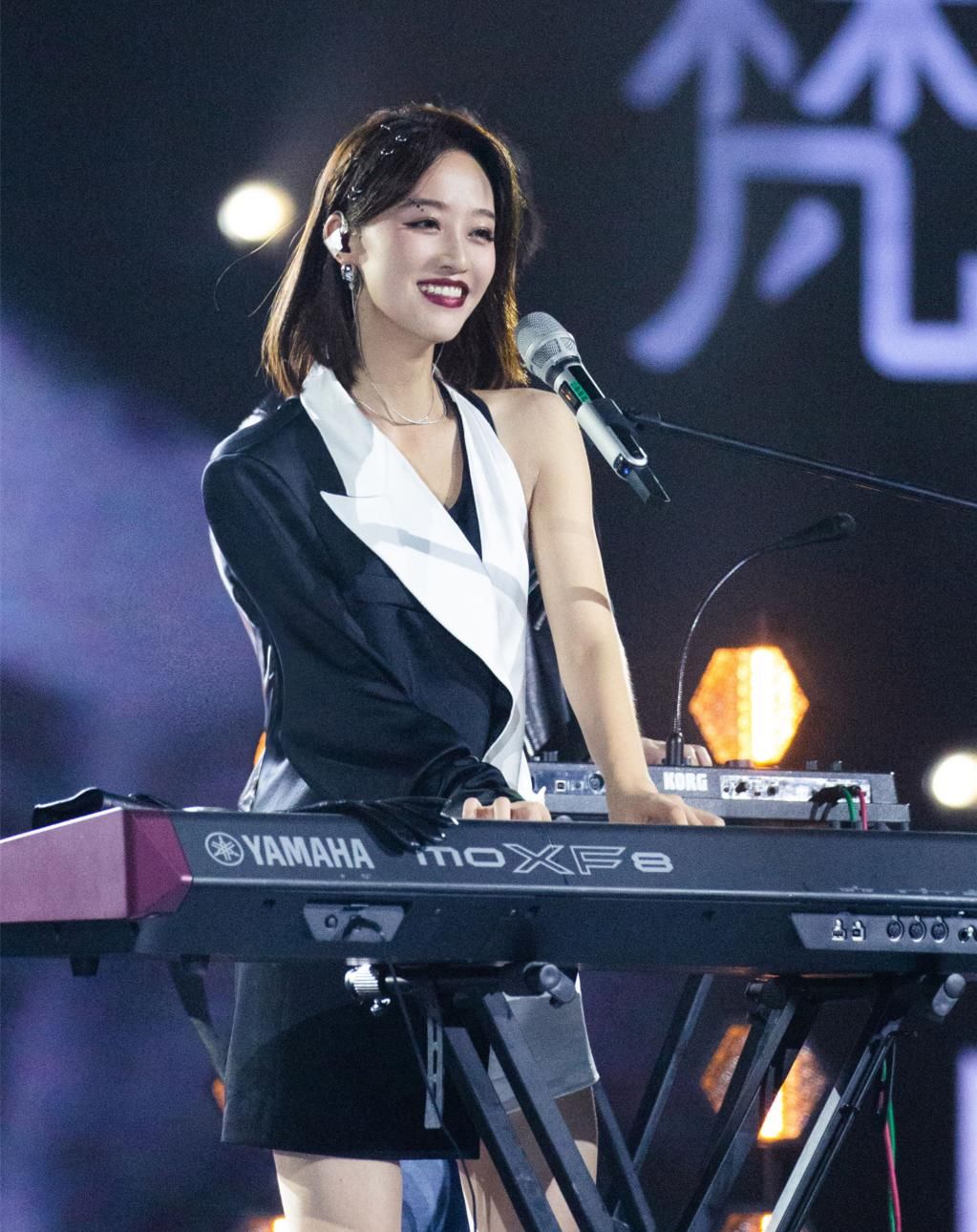  成团|《浪姐》最终成团名单曝光！张雨绮出局，网友：这个阵容众望所归