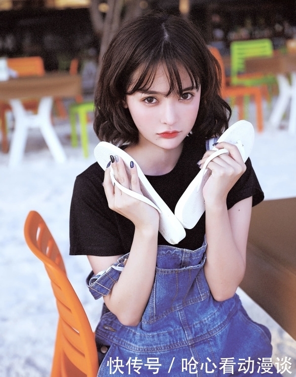 拥抱|拥抱大海的美少女