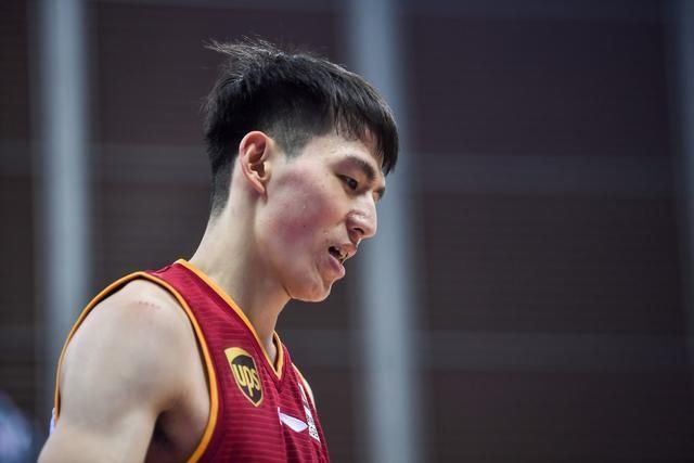  今日|今日图集：三分神射手吴前