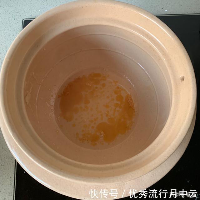  香菇|鸡肉炖不好，又老又柴又流失营养，这种做法全解决，软嫩又弹牙