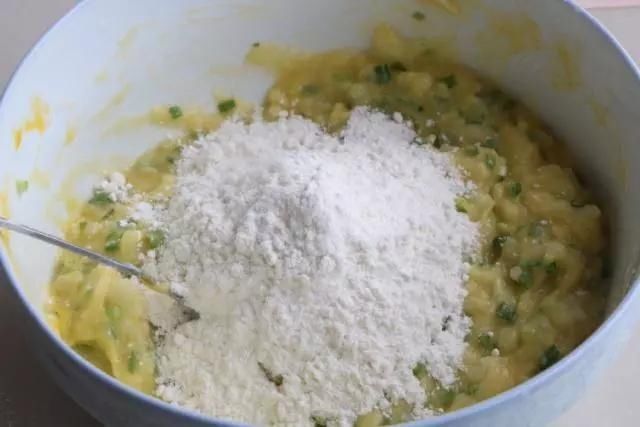 馒头|早餐别吃馒头包子了,教你新吃法,不发面不醒面,连吃2天都不腻