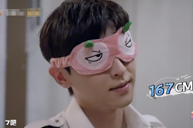  女友|邓伦对未来女友要求太高，郭麒麟忍不住吐槽，他的反应太有求生欲