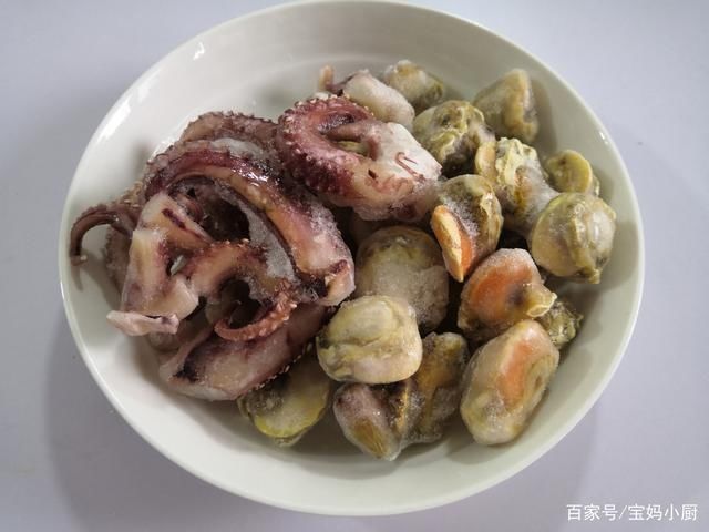 胃口|秋季下饭菜,当属这道菜,简单没难度,鲜香辣,越吃越有胃口