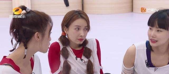  浪姐|《浪姐》蓝盈莹成“话题工具人”，郁可唯隐形人陪跑：真是亏大了