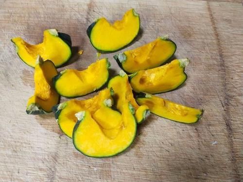 不起眼|伤胃的,不是不吃早饭,而是这件不起眼的事,很多人每天都在做!