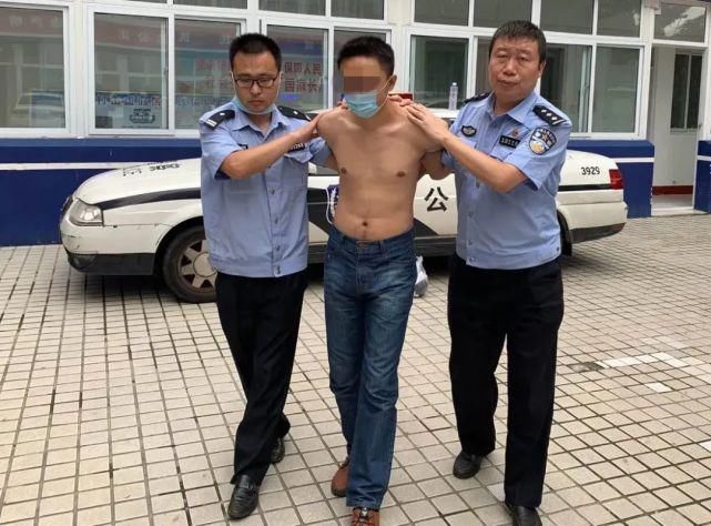 商场天桥|凌晨1点！2个高中女孩被人持刀抢劫！