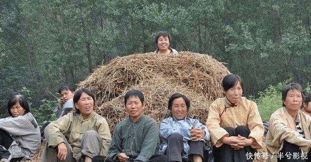 专业的演员|横店“20万群演”的现状,孤独的灵魂齐聚在一起,却不能相互慰藉