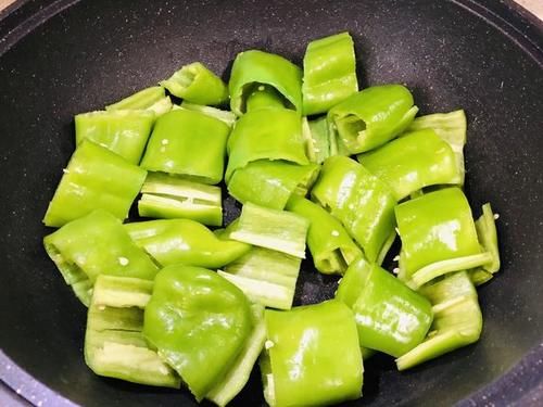  家常菜|天热什么菜最开胃？这道做法简单的家常菜必须上榜，简单3步搞定