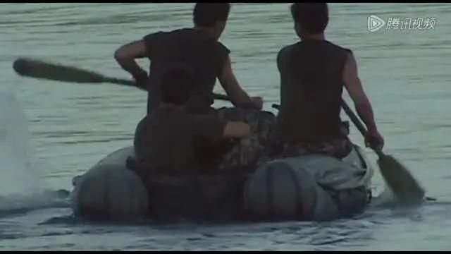  突击|豆瓣9.4分的《士兵突击》，那些幕后故事让人感慨万分