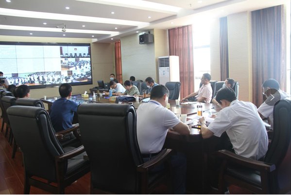 湖北|湖北长阳：历时2天 涉黑案14名被告人受审