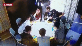  吃出|两次火锅都吃出活虫，索赔1万多元，火锅店老板却报警：有人敲诈