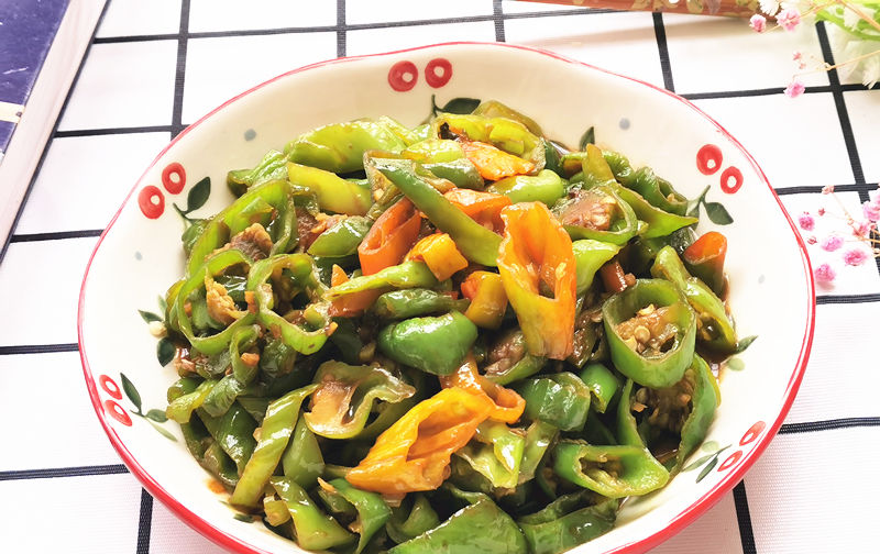 下饭|三伏天,吃饭没胃口,试试这菜,香辣下饭,有它多吃一碗饭!