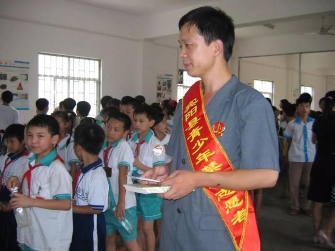 法院|法官看法官 | 奋斗正当时!以青春书写法院新篇章!