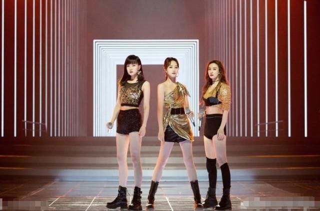  淘汰|阿朵丁当淘汰备受争议，观众投票被吐槽，唱得好不如人气高？