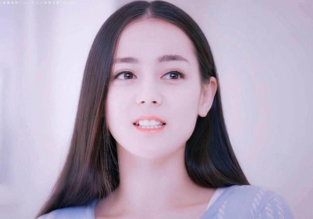 观众|迪丽热巴超话粉丝破700万,排名第一超越杨幂赵丽颖