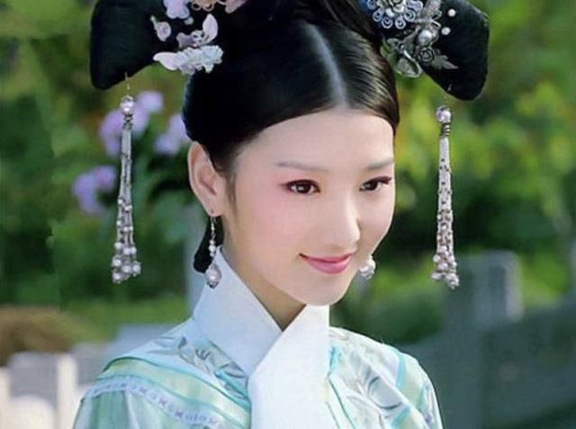  憋屈|戏里戏外都憋屈，这么多年毛晓彤是如何＂扛＂过来的？