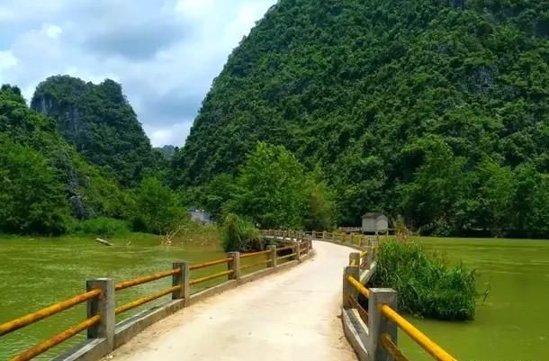 庭豪|靖西：对越反击战的导火索庭豪山，沿线景色不输桂林