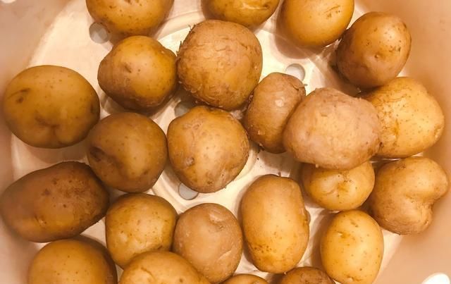 轻视|真是轻视了它,1个等于吃10个苹果,15个梨,最接地气的“食材”