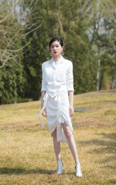  万茜|不争不抢的人设崩塌？为了队员，万茜在《浪姐》里也太拼了吧