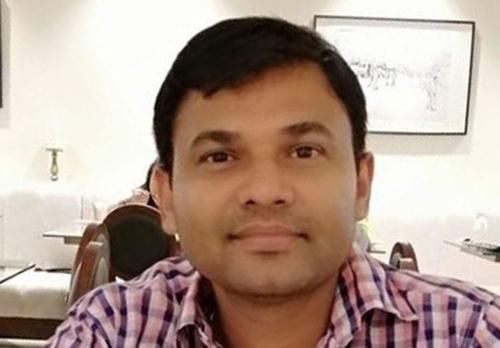 约合人民币|男子中2300万大奖，和11名亲朋好友分享奖金，人人都成百万富翁