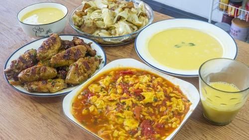 晚饭|晚饭3菜1汤，依然是家常的食材简单的做法，一家人吃得特别满足